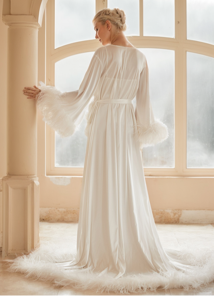 Luxury Thick Ostrich Feather Floor-Length Satin Robe with Train – Elegant Bridal Loungewear